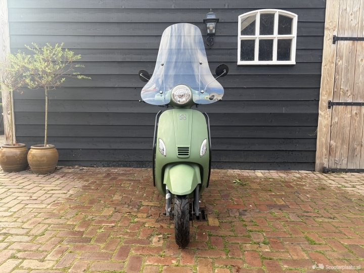 AGM VX50 groen
