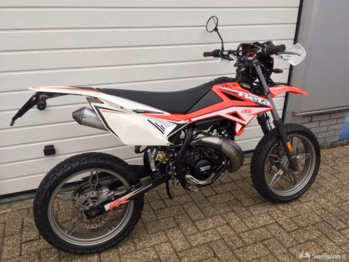 Beta RR 50 Motard - Scooterplaats