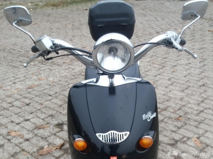 Aprilia Mojito matzwart