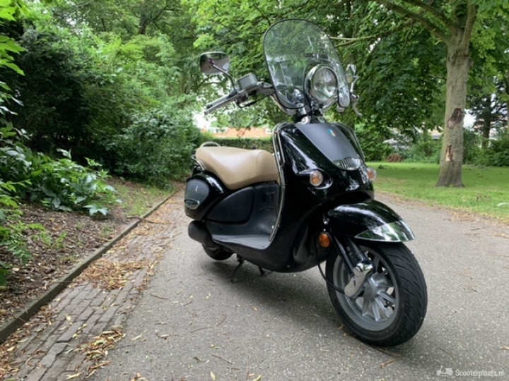 Aprilia Mojito zwart