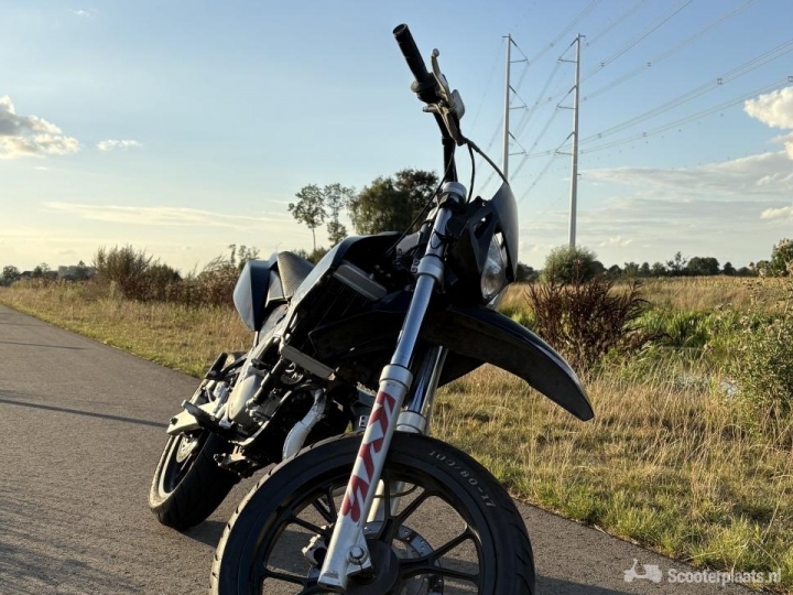 Derbi Senda DRD Racing zwart