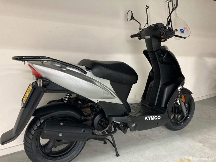 Kymco Agility grijs
