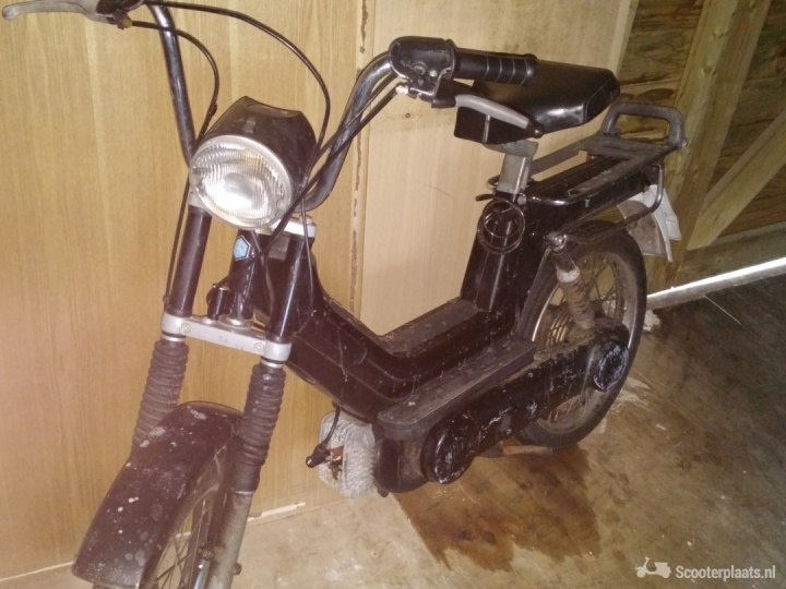 Vespa Si zwart