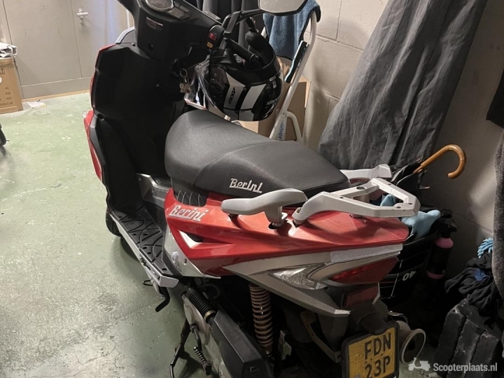 Berini Striker rood