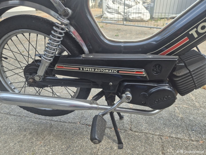 Tomos Standard zwart