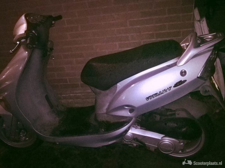 Kymco Vitality zilver