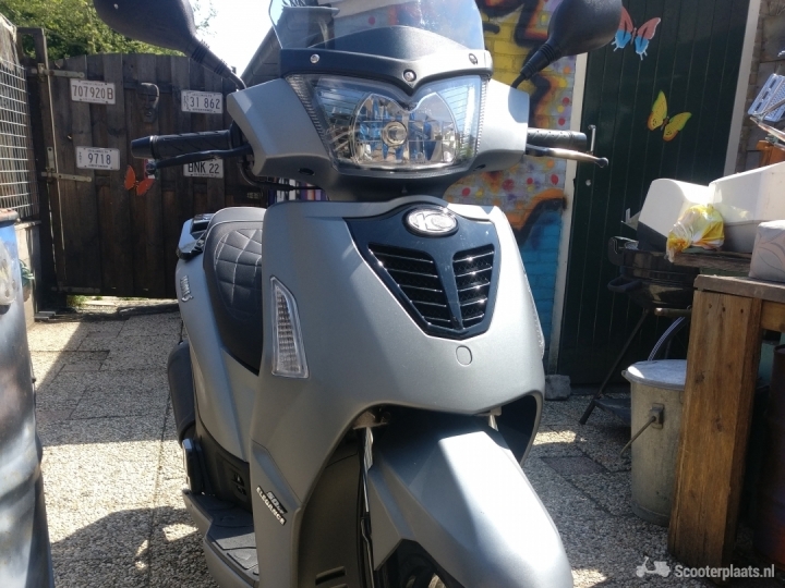 Kymco People S grijs