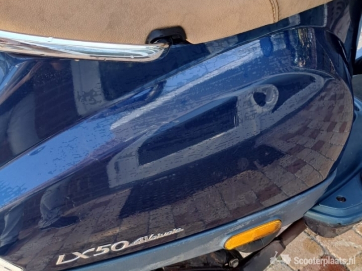 Vespa LX 50 blauw