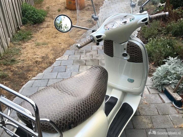 Vespa Overig wit