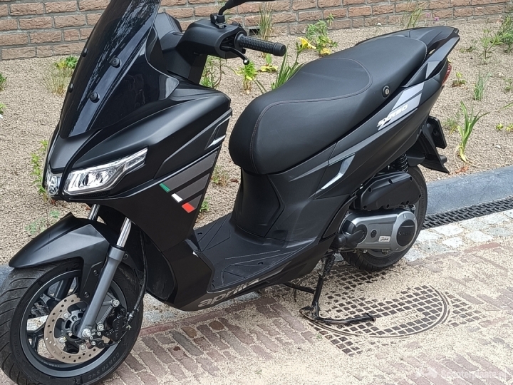 Aprilia Overig zwart