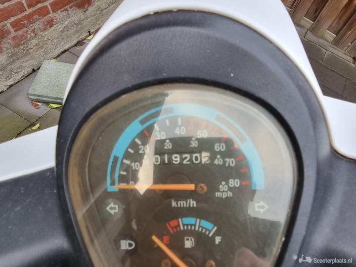 Retro scooter wit