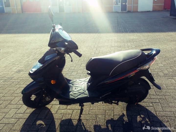 Kymco VP50 zwart