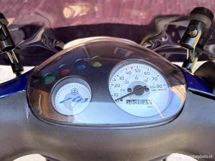 Piaggio Zip blauw