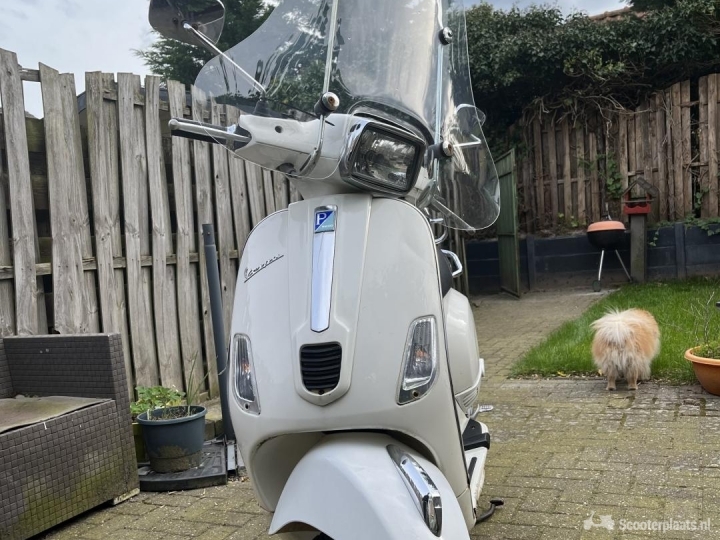 Vespa S wit
