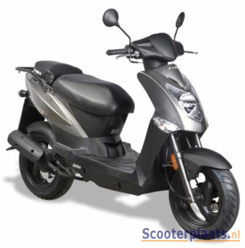 Kymco Agility zwart