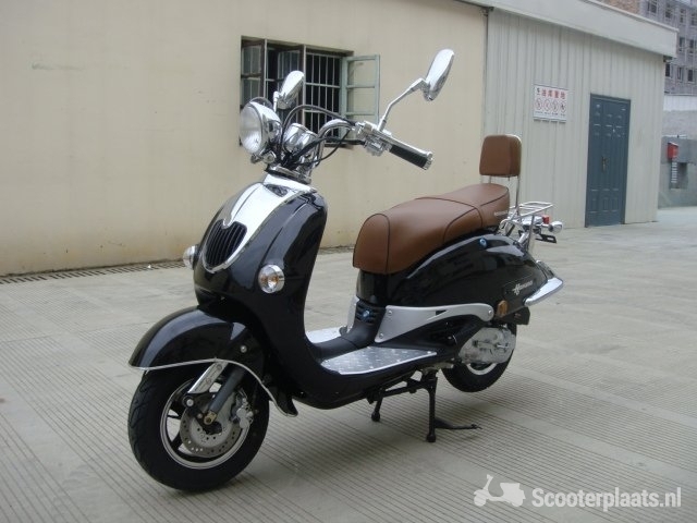 400 euro retro scooter - Scooterplaats