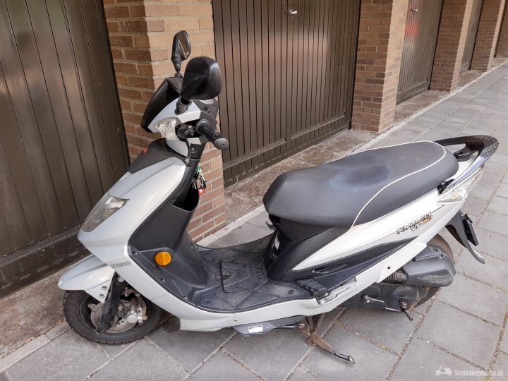 Kymco VP50 zilver