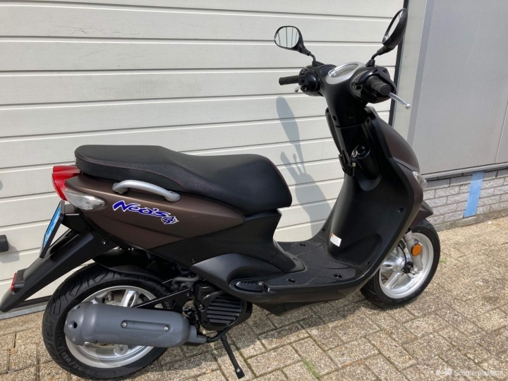Yamaha Neos 4T tweedehands snorscooter - Scooterplaats
