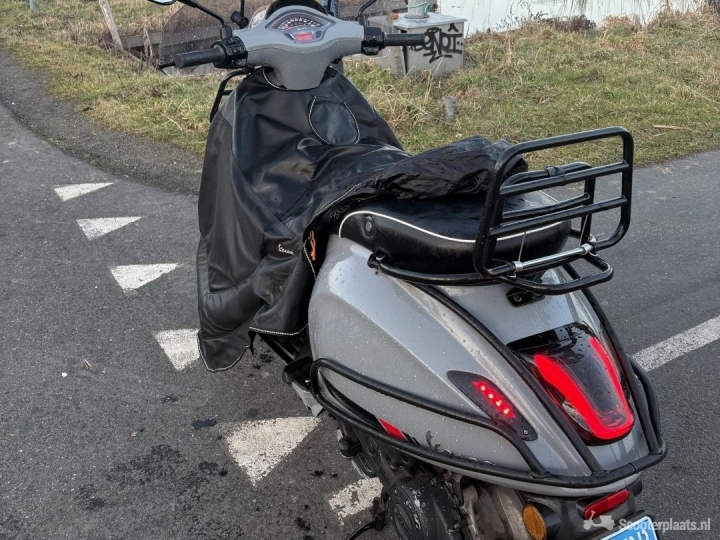 Piaggio Overig grijs