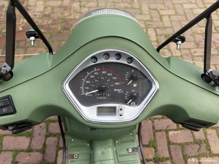 AGM VX50 groen