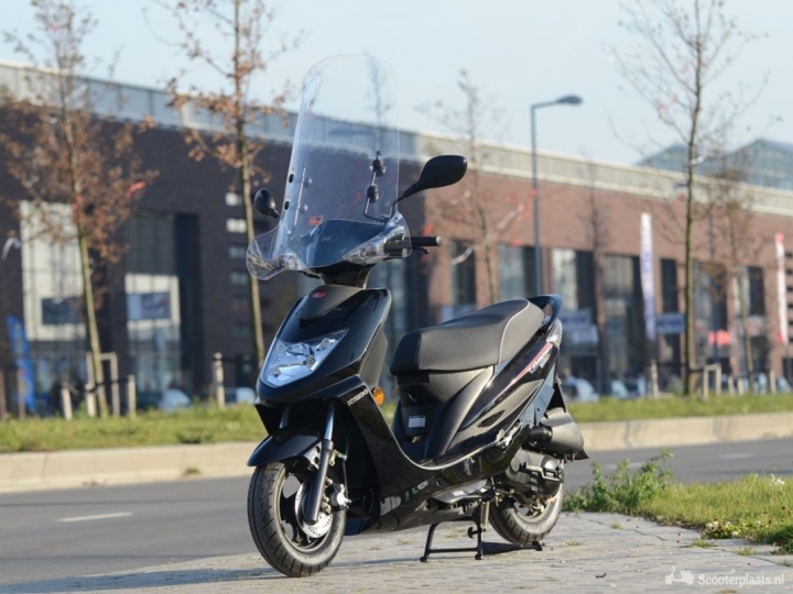 Kymco VP50 zilver