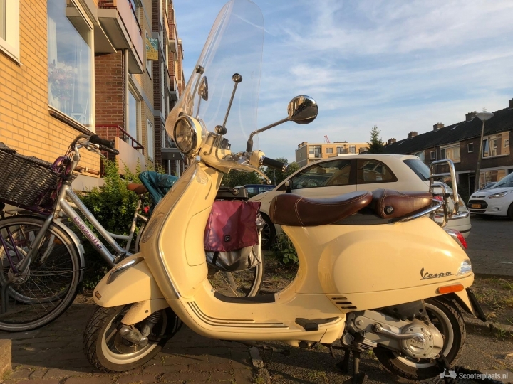 Vespa Overig beige