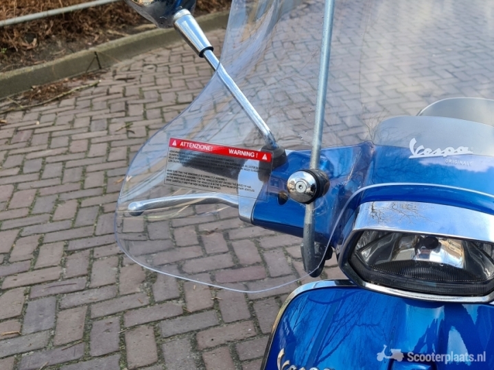 Vespa Sprint blauw