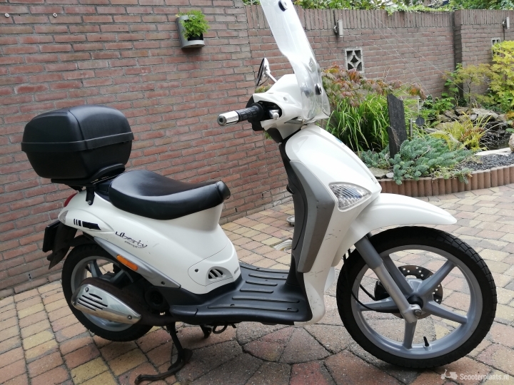 Piaggio Liberty wit