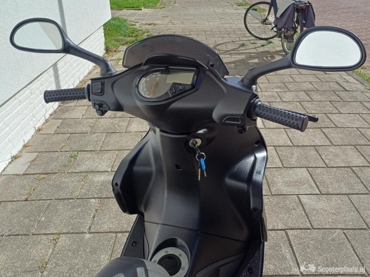 Gilera Runner SP matzwart