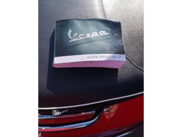 Vespa Sprint rood