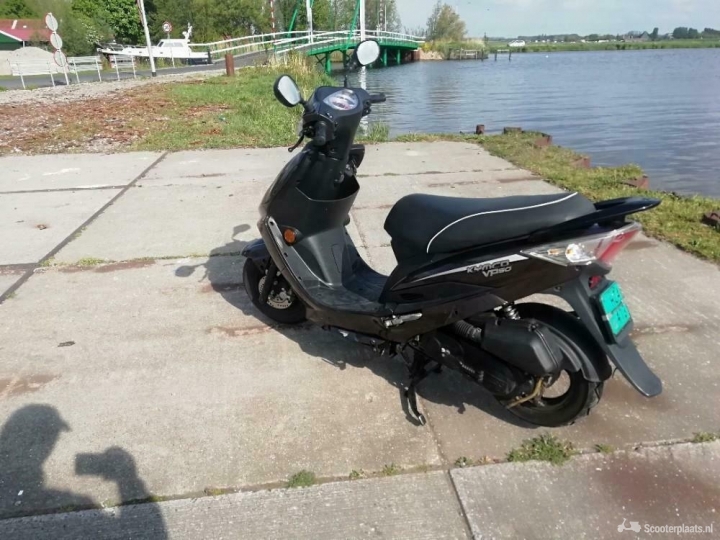 Kymco VP50 zwart