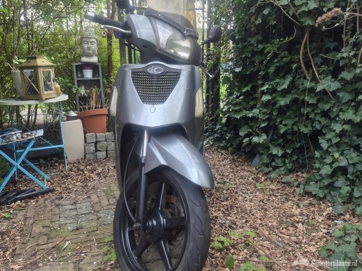 Kymco People S grijs