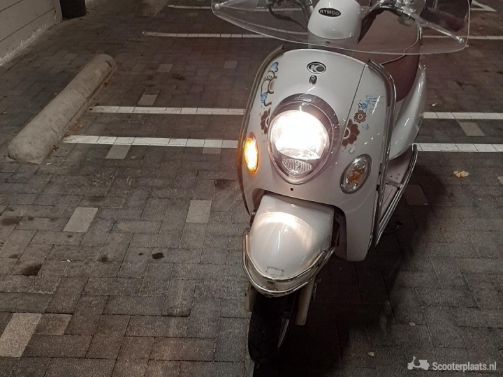 Kymco Sento beige