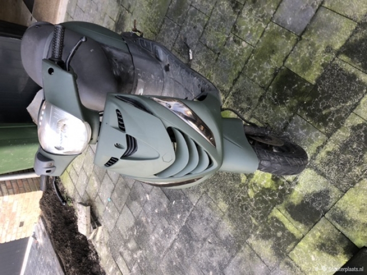 Piaggio Zip groen