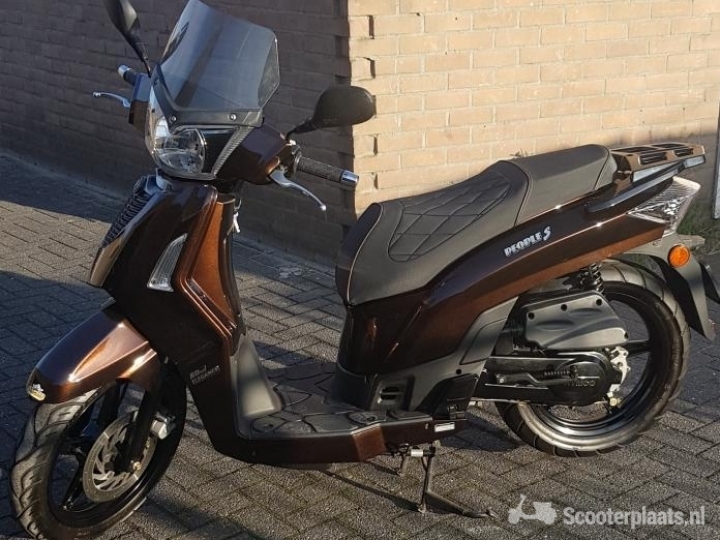 Kymco People S bruin