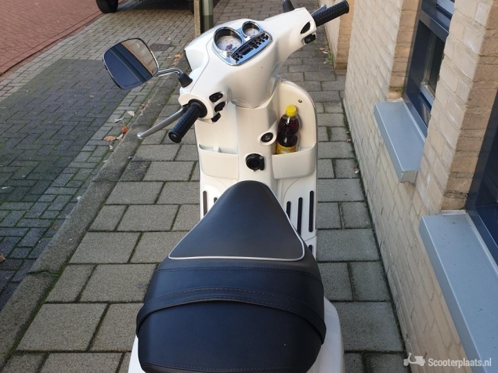 Piaggio Overig wit