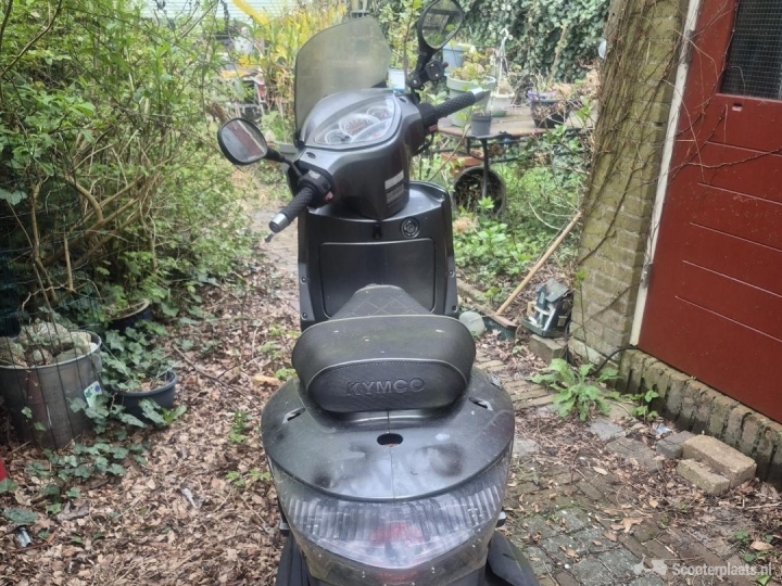 Kymco People S grijs