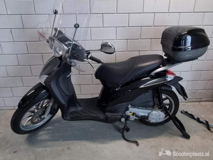 Piaggio Liberty zwart