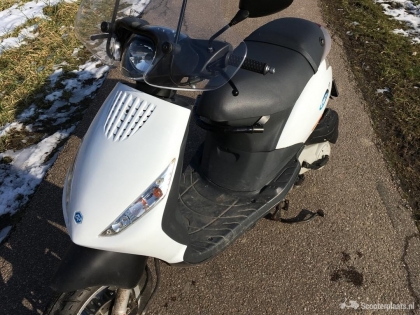 Piaggio Zip wit