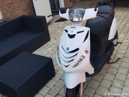 Piaggio Zip wit