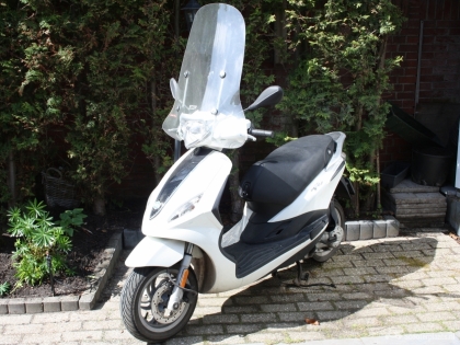 Piaggio Fly wit