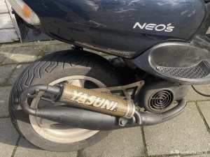 Yamaha NeoS blauw