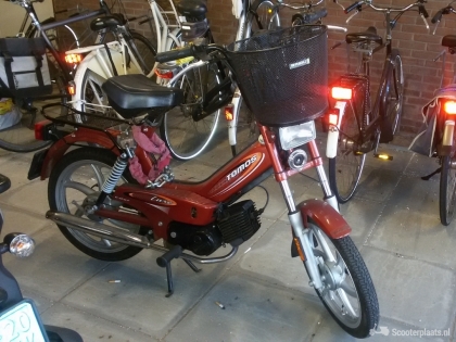 Tomos Luxe oranje