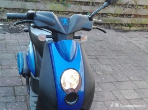 Peugeot Ludix blauw