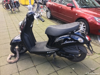 Kymco Sento zwart