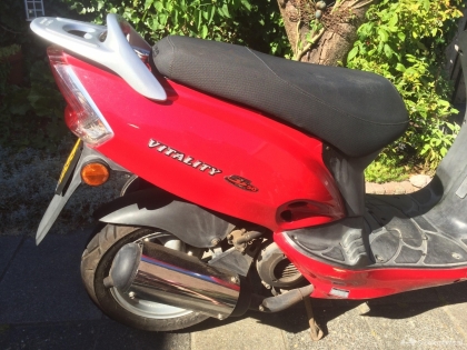 Kymco Overig rood