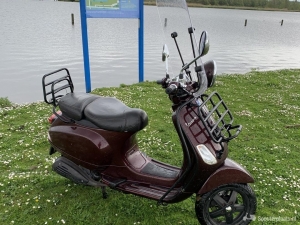 Vespa lx50 full option