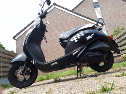 Sym Mio zwart