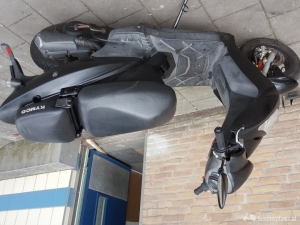Kymco Agility zwart