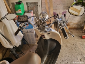 Retro scooter wit